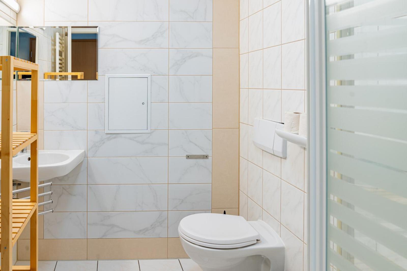 Apartmenthaus Chrischanshof Rostock Cameră foto